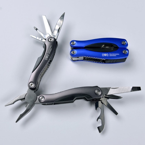 multifunctional tool set