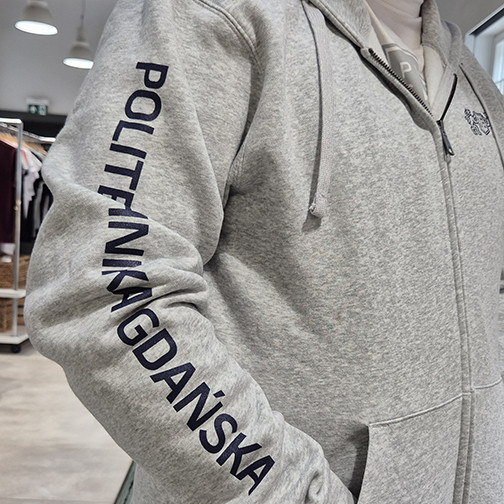 zipped sweatshirt
