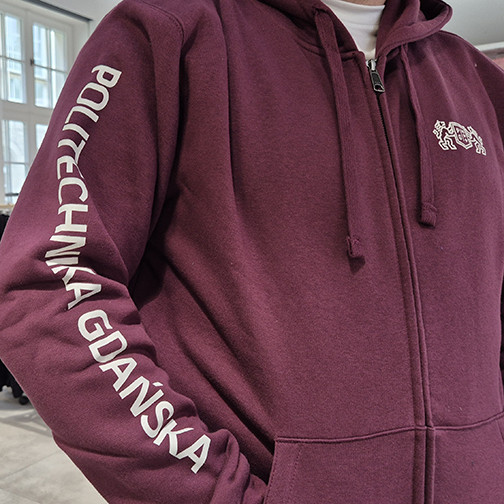 zipped sweatshirt