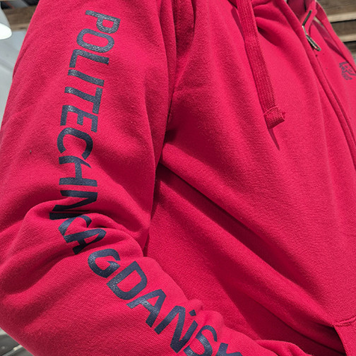 zipped sweatshirt