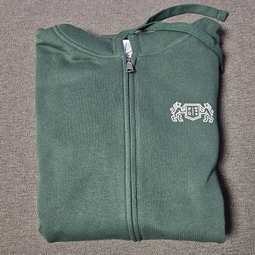 zipped sweatshirt