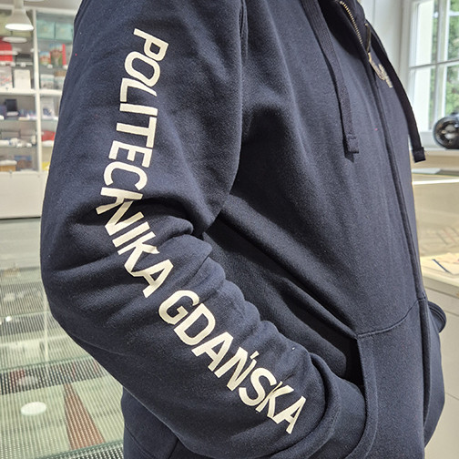 zipped sweatshirt