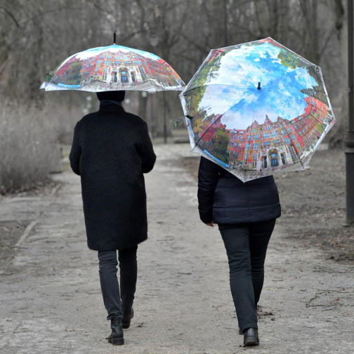 parasol z autorską grafiką